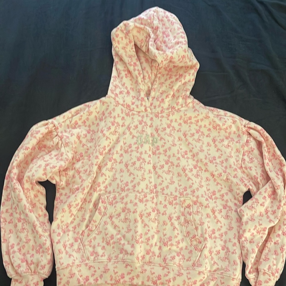 LoveShackFancy x Gap sweatshirt!
